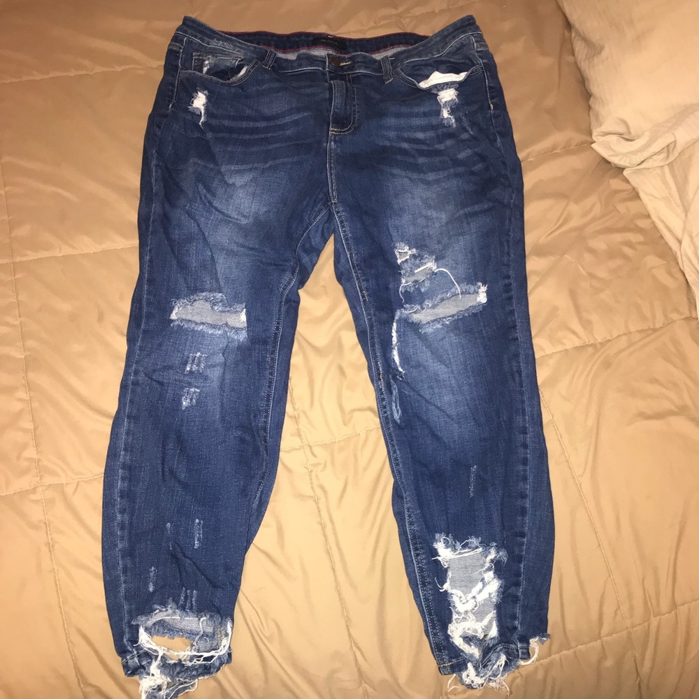 Women’s Jeans size 22 - never worn